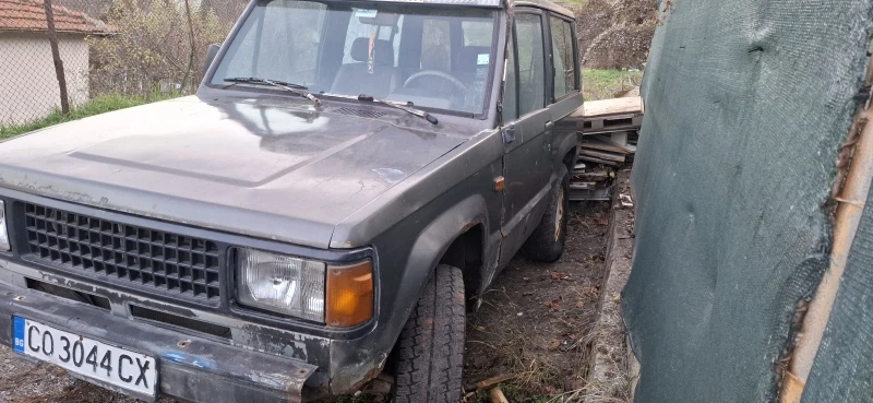 Isuzu Trooper 2.6 бензин с газ , снимка 4 - Автомобили и джипове - 48035085