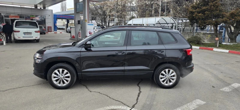 Skoda Karoq УНИКАТ-АВТОМАТ -БЕНЗИН, снимка 2 - Автомобили и джипове - 49254513