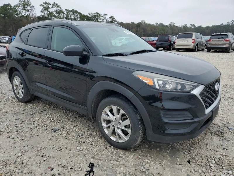 Hyundai Tucson, снимка 3 - Автомобили и джипове - 49444911