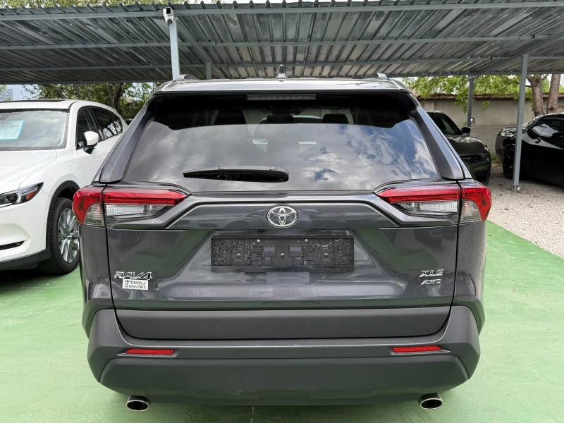 Toyota Rav4 XLE, снимка 5 - Автомобили и джипове - 50039611