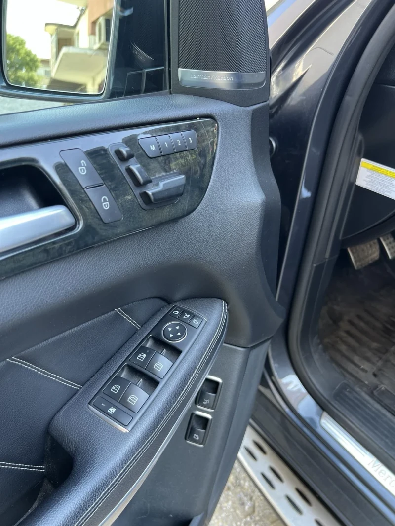 Mercedes-Benz GL 550, снимка 10 - Автомобили и джипове - 52489767