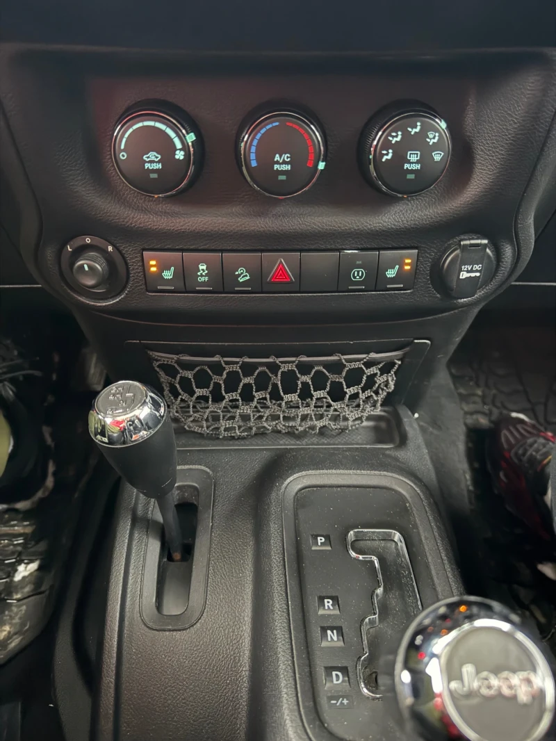 Jeep Wrangler 3.6 RUBICON, UNLIMITED, GAZ, ROUCH COUNTRY, снимка 11 - Автомобили и джипове - 53156260