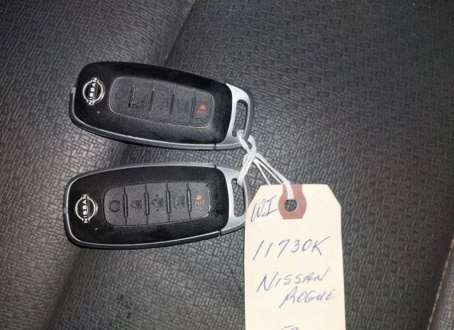 Nissan Rogue SV INTELLIGENT/DISTRONIC/REMOTE START/AWD, снимка 14 - Автомобили и джипове - 53122495