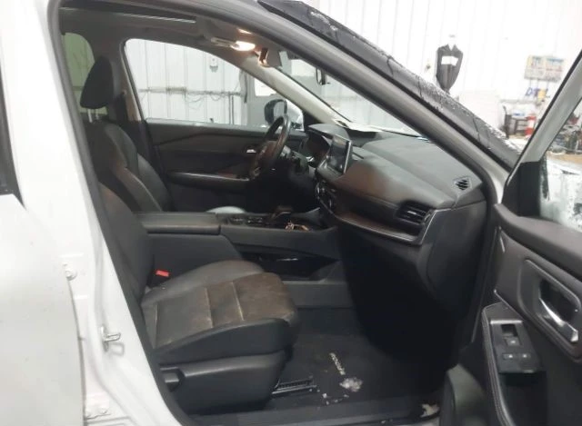 Nissan Rogue SV INTELLIGENT/DISTRONIC/REMOTE START/AWD - изображение 9