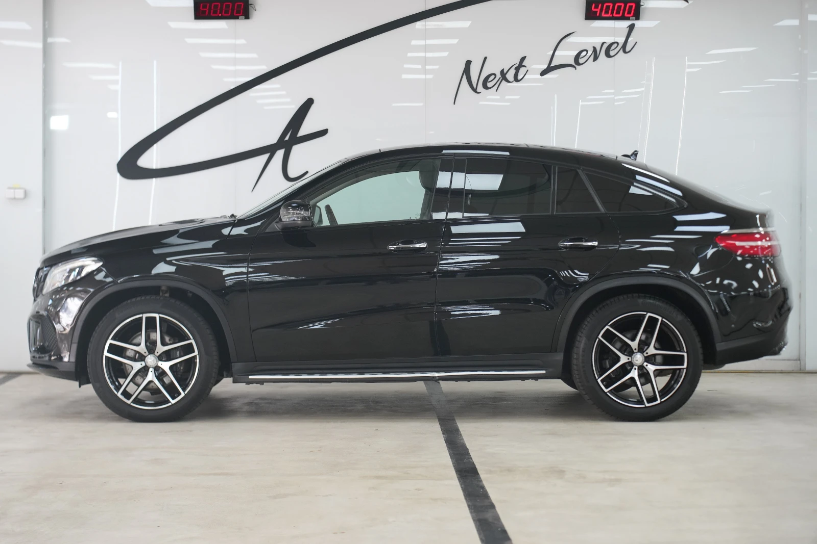 Mercedes-Benz GLE Coupe 350d 4Matic AMG Line Night Package - изображение 4