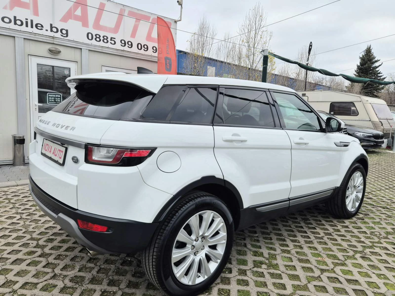 Land Rover Range Rover Evoque 2.0-AUTOMATIC-КОЖА-FACE LIFT - изображение 4