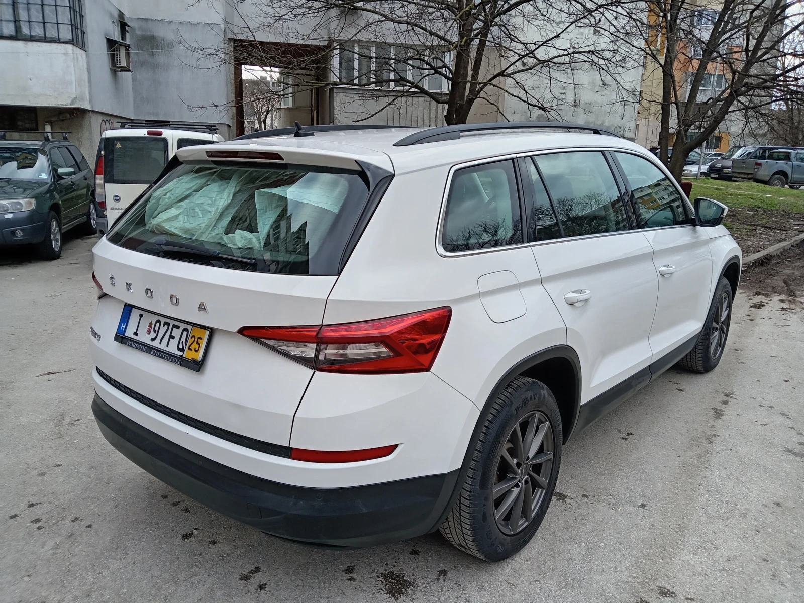 Skoda Kodiaq 2.0D DSG, снимка 3 - Автомобили и джипове - 53619433