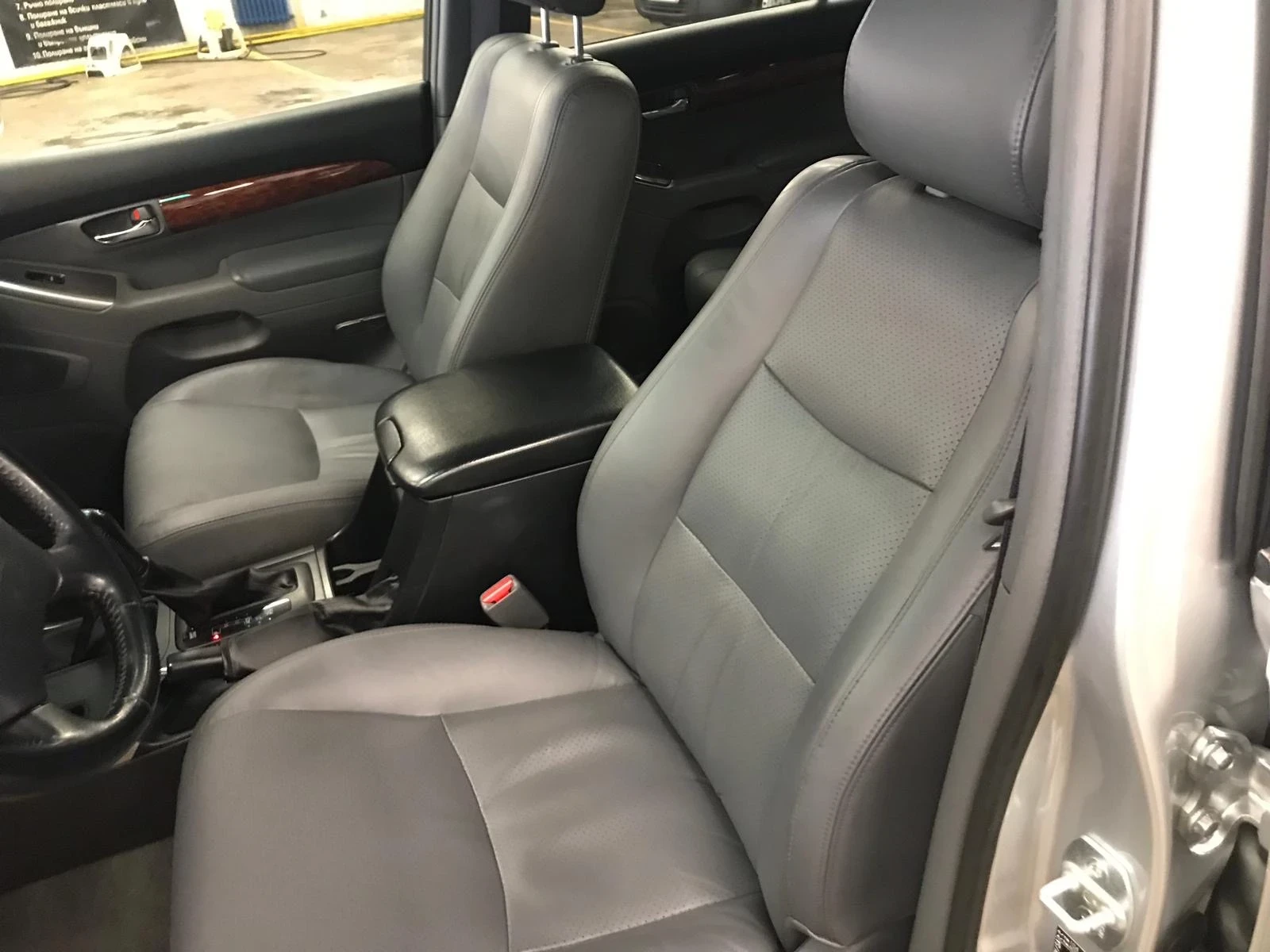 Toyota Land cruiser 3.0 D-4D 173 к.с, снимка 7 - Автомобили и джипове - 54168075