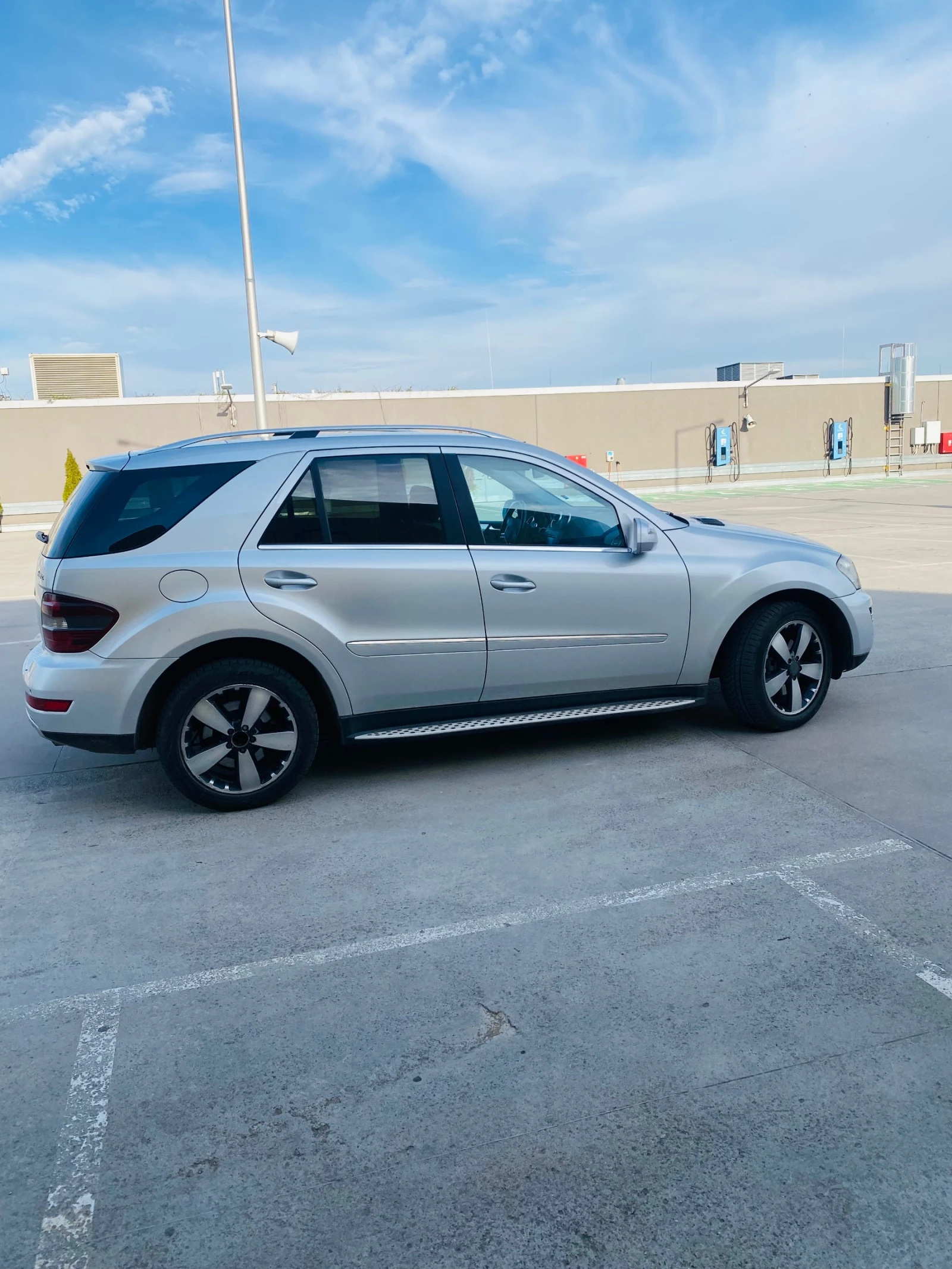 Mercedes-Benz ML 320 CDI, снимка 4 - Автомобили и джипове - 54350658