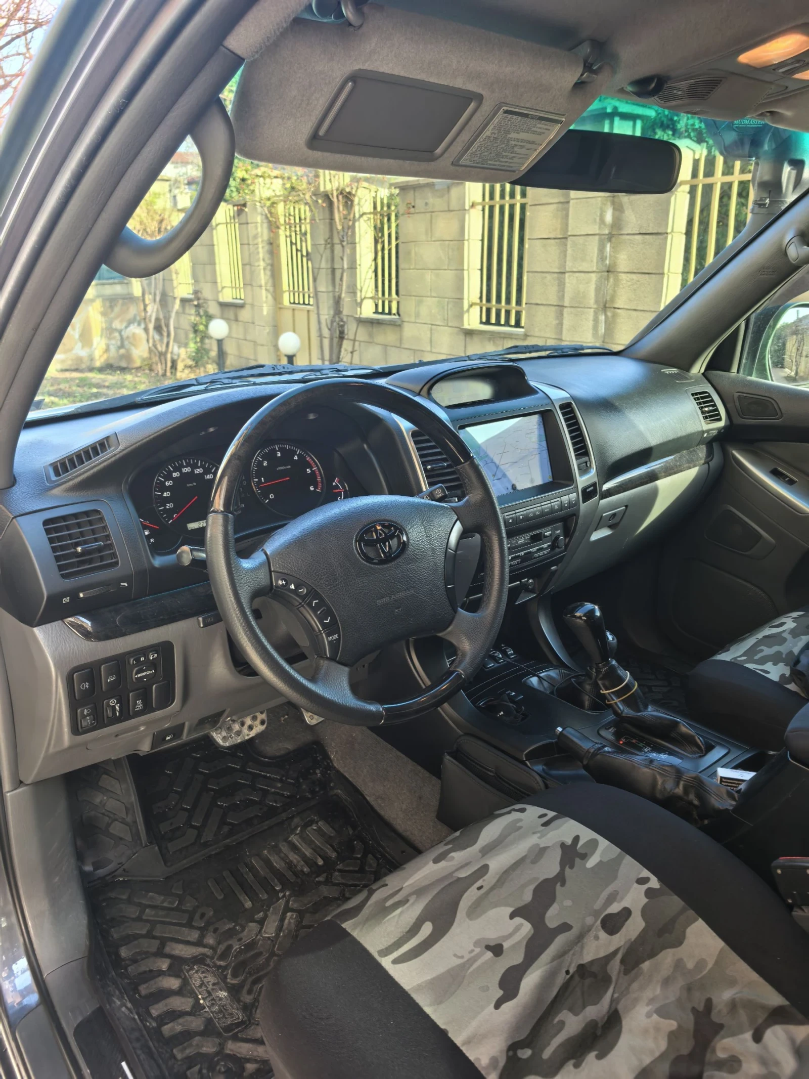 Toyota Land cruiser 120, снимка 14 - Автомобили и джипове - 54779736