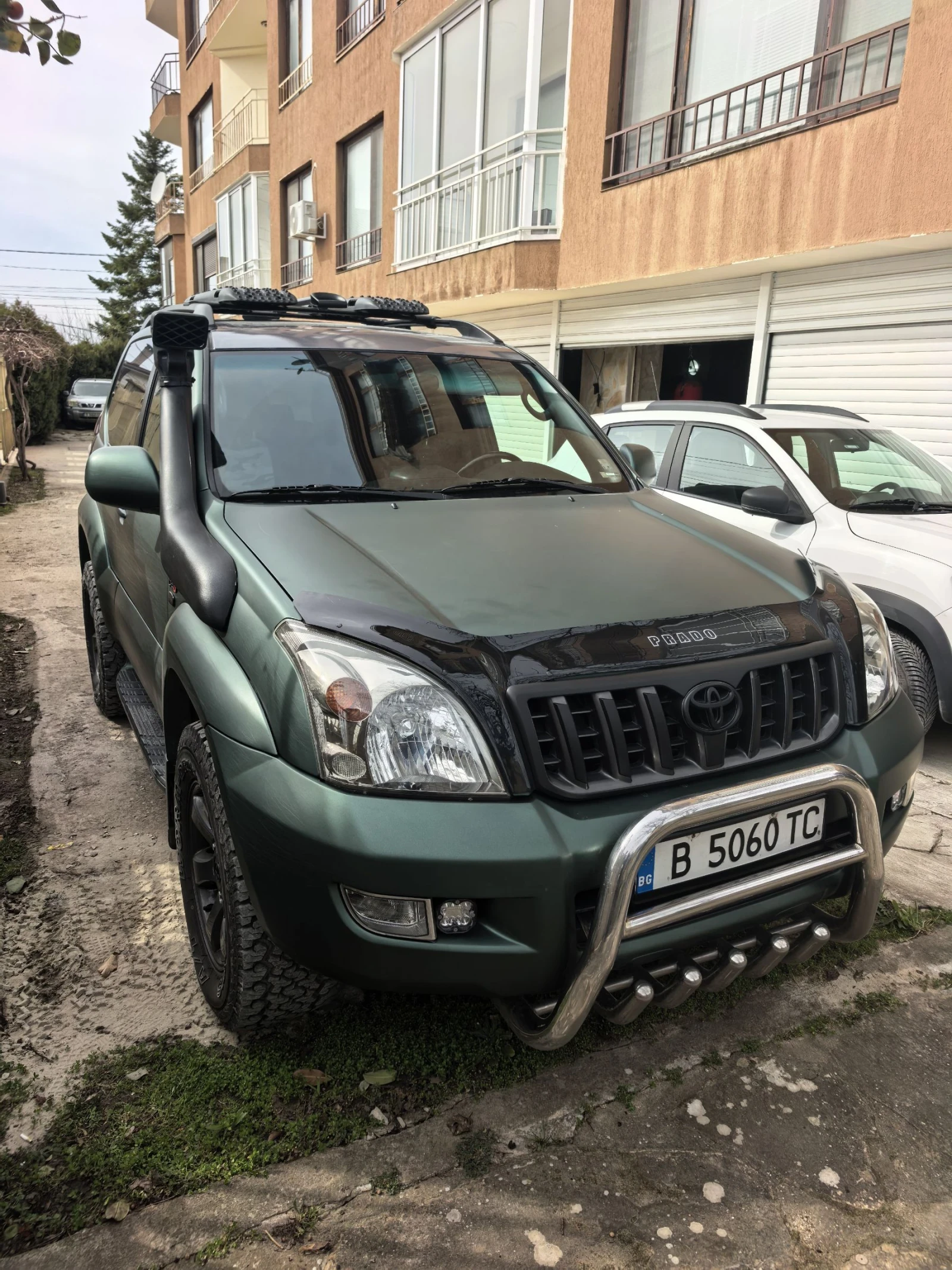 Toyota Land cruiser 120, снимка 2 - Автомобили и джипове - 54779736