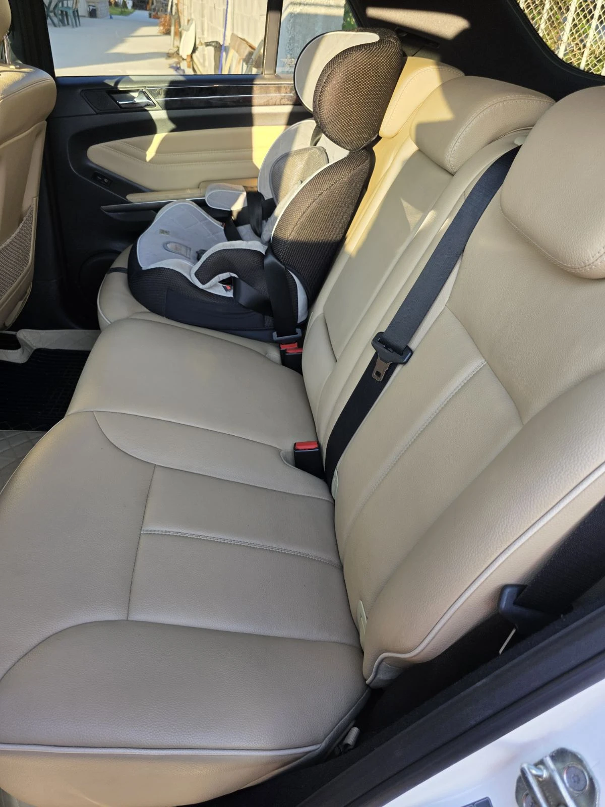 Mercedes-Benz ML 350, снимка 9 - Автомобили и джипове - 54743037