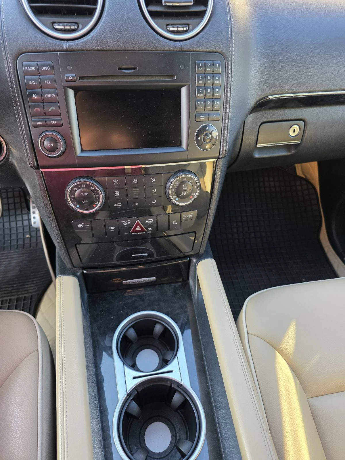 Mercedes-Benz ML 350, снимка 6 - Автомобили и джипове - 54743037