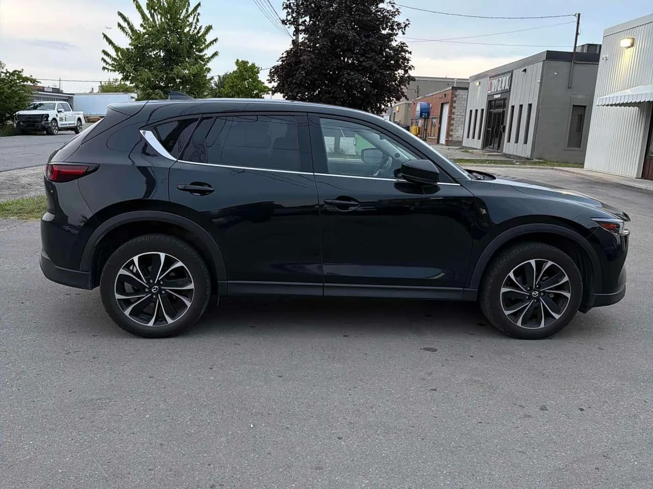 Mazda CX-5  AWD / HUD / ПОДГРЕВИ / АВТОКРЕДИТ, снимка 4 - Автомобили и джипове - 55555822