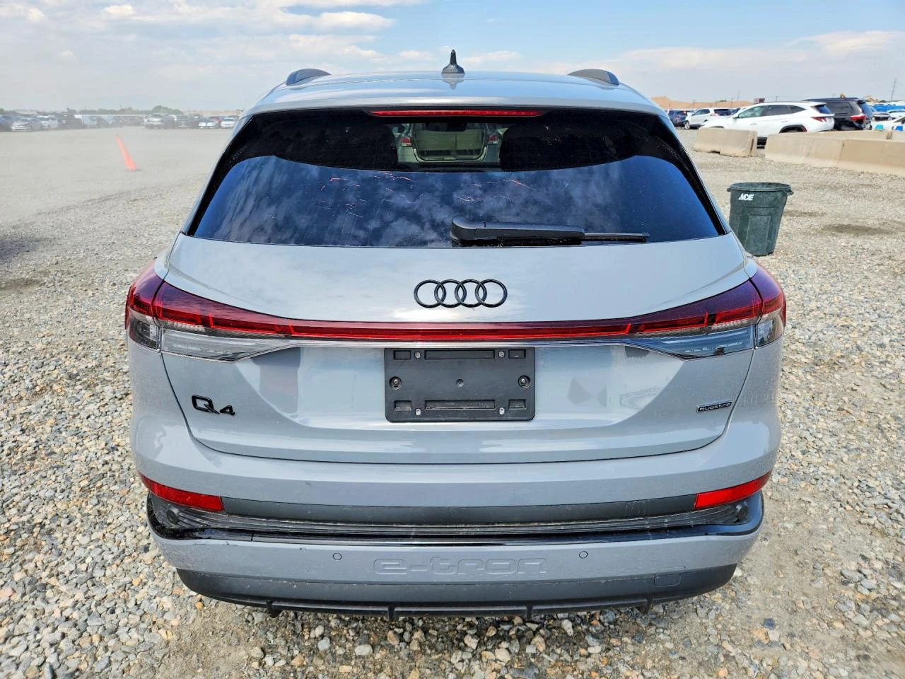Audi Q4 E-TRON* PREMIUM PLUS* ПАНОРАМА* ДИГ.* ТАБЛО* , снимка 6 - Автомобили и джипове - 55702460