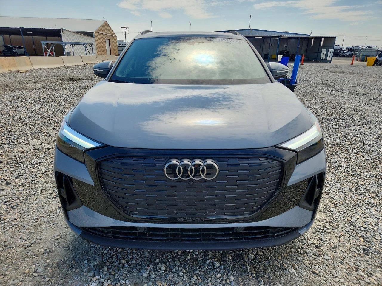 Audi Q4 E-TRON* PREMIUM PLUS* ПАНОРАМА* ДИГ.* ТАБЛО* , снимка 3 - Автомобили и джипове - 55702460