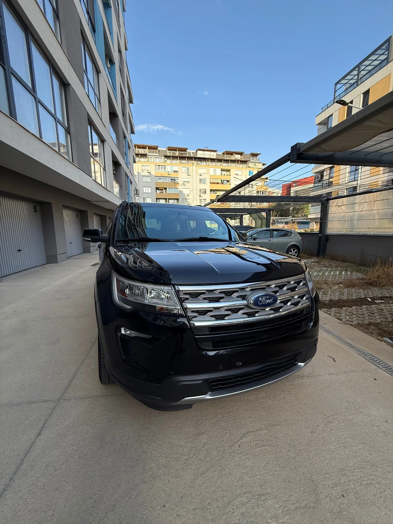 Ford Explorer, снимка 3 - Автомобили и джипове - 55878828