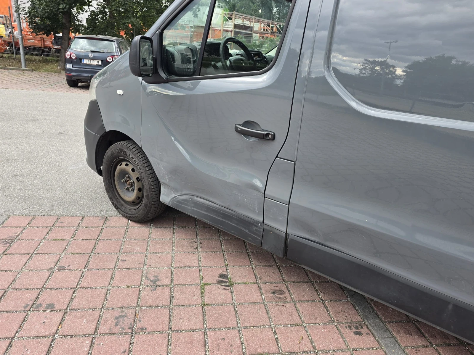 Renault Trafic 1.6 Дизел Дълга база Евро6 , снимка 15 - Бусове и автобуси - 55780494