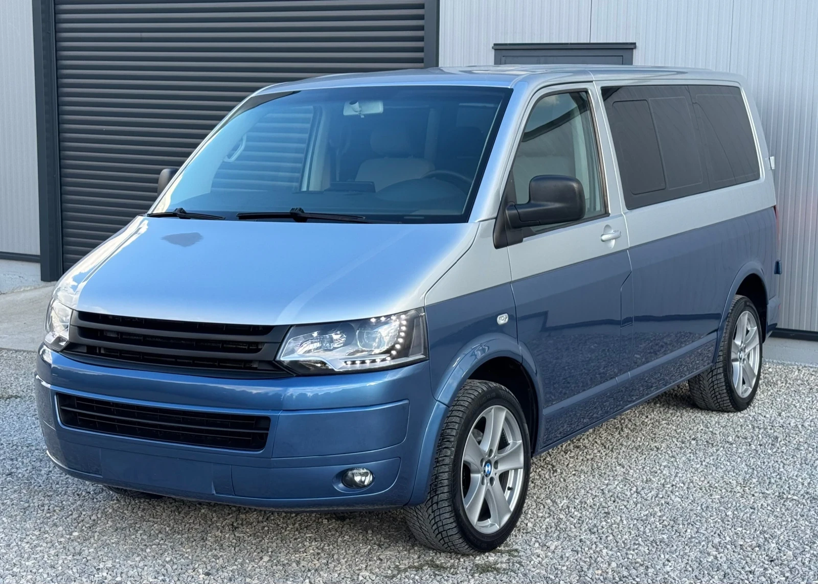 VW Caravelle * 4motion* CarPlay* , снимка 5 - Бусове и автобуси - 56541349