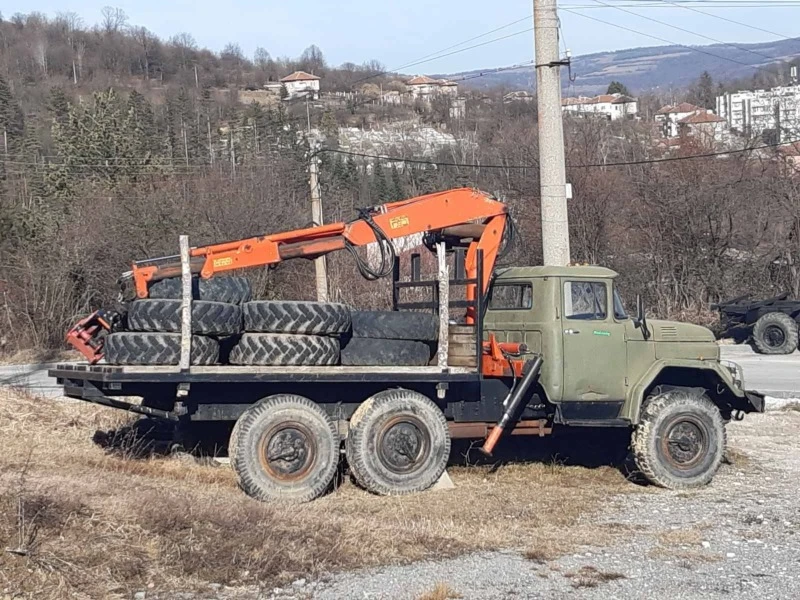 Zil 131 С кран HIAB, снимка 1 - Камиони - 46562198