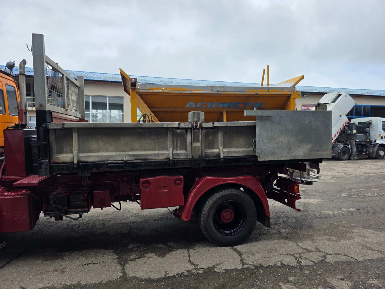 Iveco Eurocargo 150e18 самосвал снегорин , снимка 9 - Камиони - 52364414