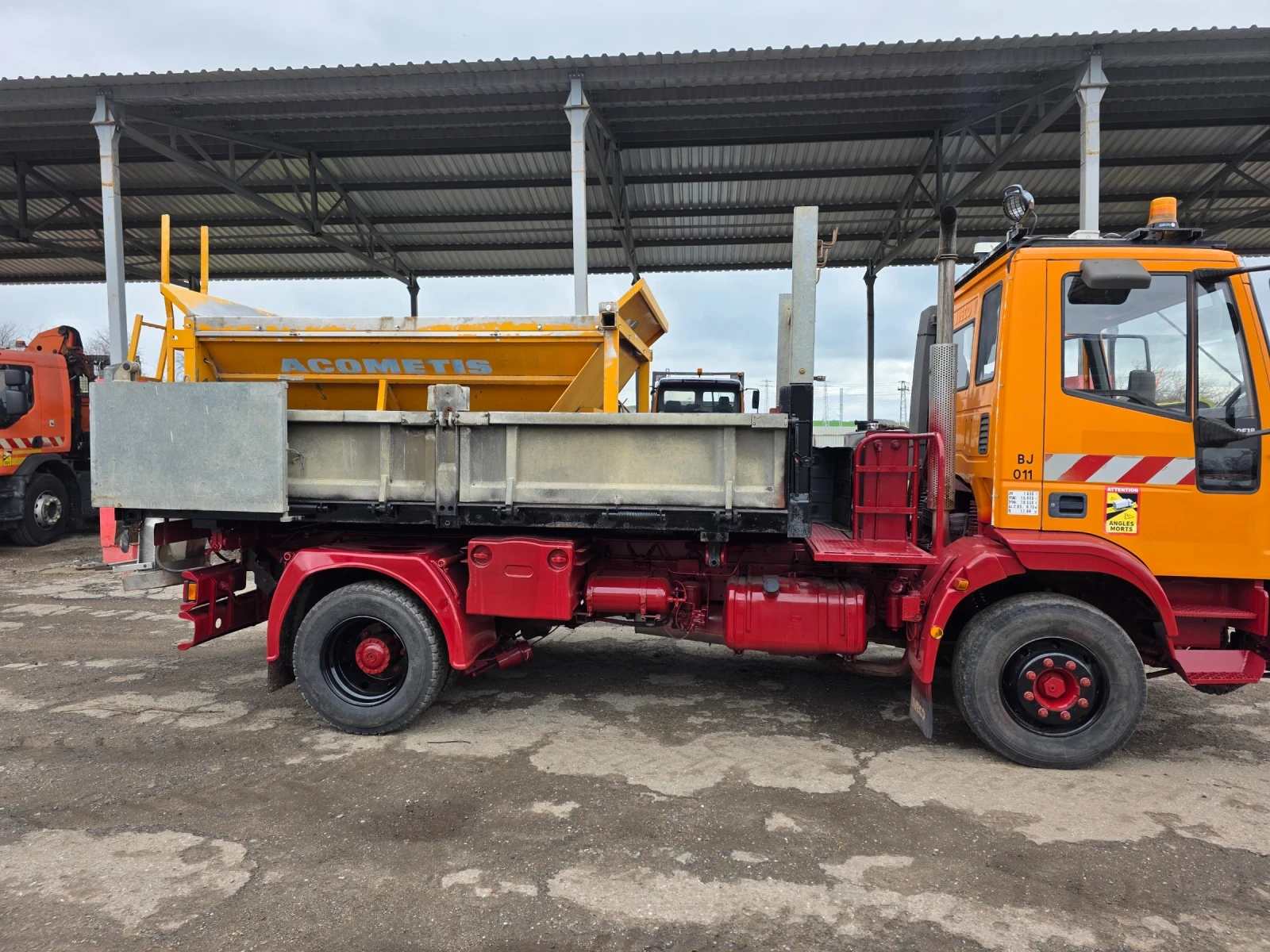 Iveco Eurocargo 150e18 самосвал снегорин , снимка 13 - Камиони - 52364414