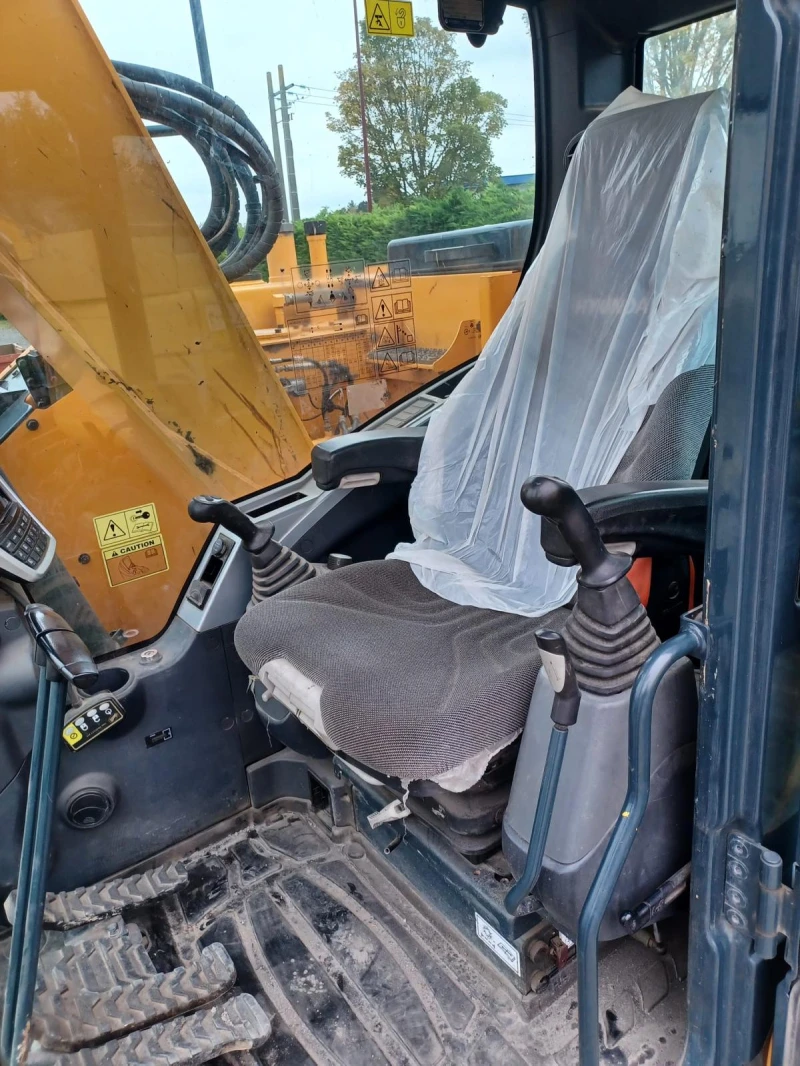 Багер Hyundai HX 145 LCR ЛИЗИНГ, снимка 4 - Индустриална техника - 53032229