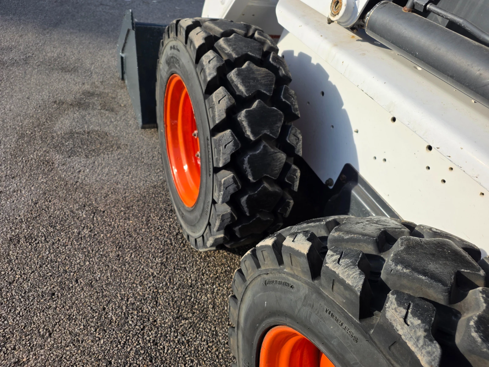 ���� ����� �������� Bobcat S 130-1740-���� | Mobile.bg � ����������� 10