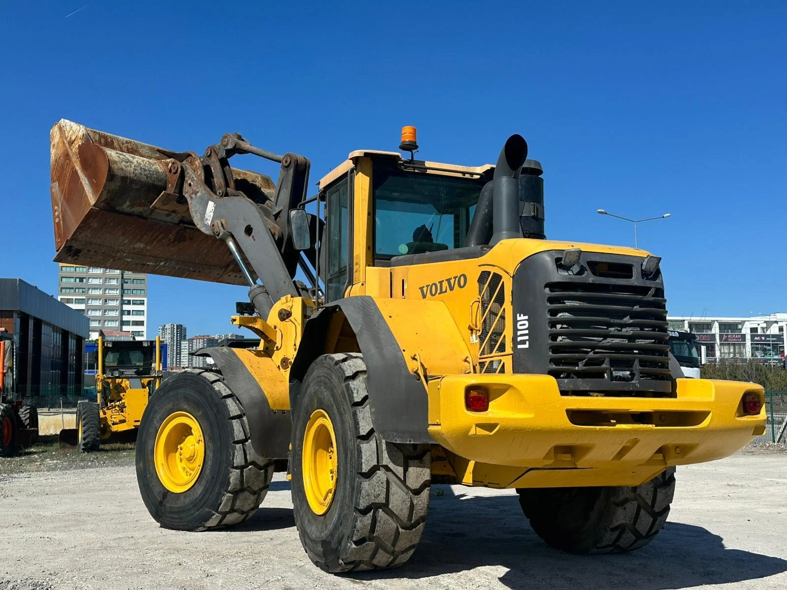 Челен товарач Volvo L110F, снимка 12 - Индустриална техника - 54623174