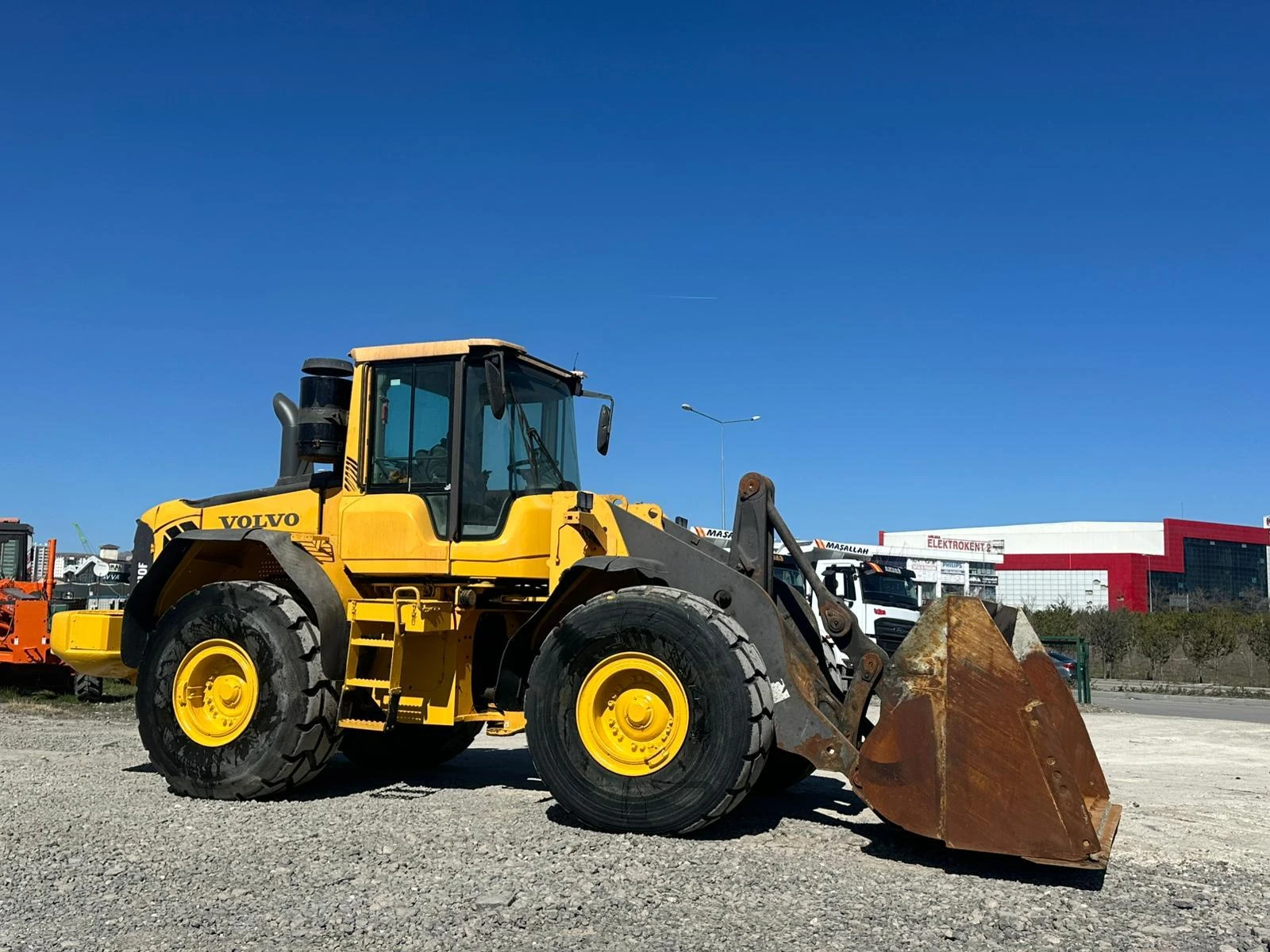 Челен товарач Volvo L110F, снимка 6 - Индустриална техника - 54623174