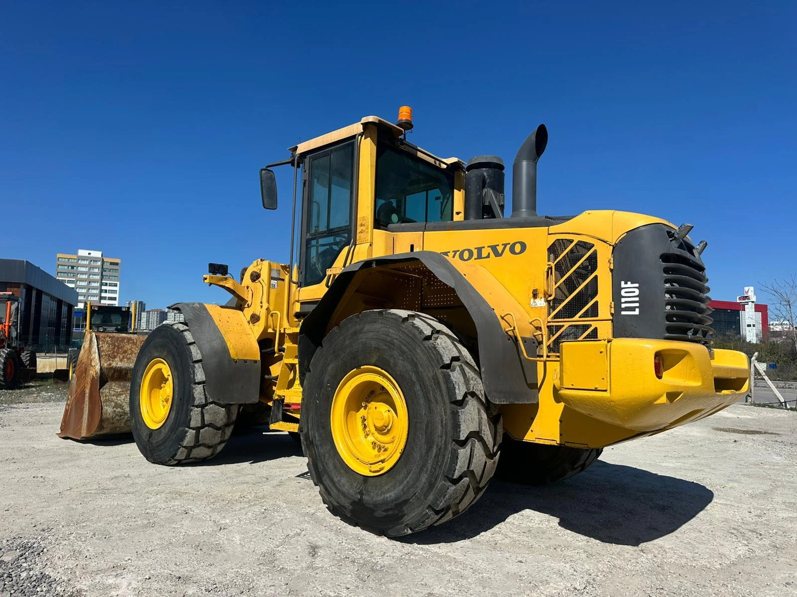 Челен товарач Volvo L110F, снимка 16 - Индустриална техника - 54623174