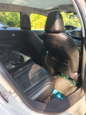 Peugeot 308 1.6 blu hdi GT, снимка 13