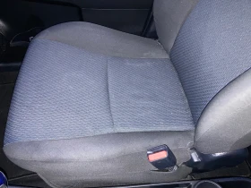 Toyota Yaris 1.5 75ks Hibrid Avtomat 150000km Original - 5850 € / 11441.61 лв. - 68102499 15