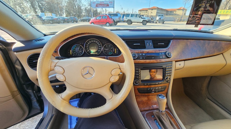 Mercedes-Benz CLS 320 320 CDI, снимка 7 - Автомобили и джипове - 44516176
