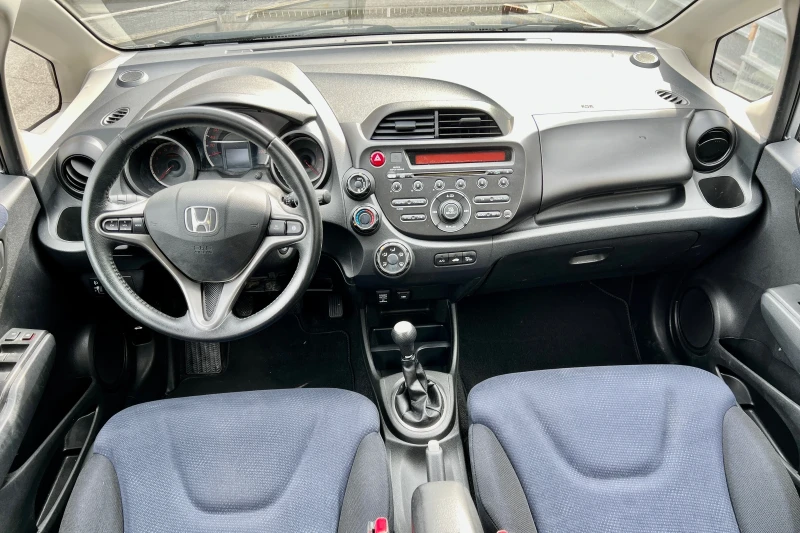 Honda Jazz 1.4i Euro 5-FACELIFT, снимка 9 - Автомобили и джипове - 47154059