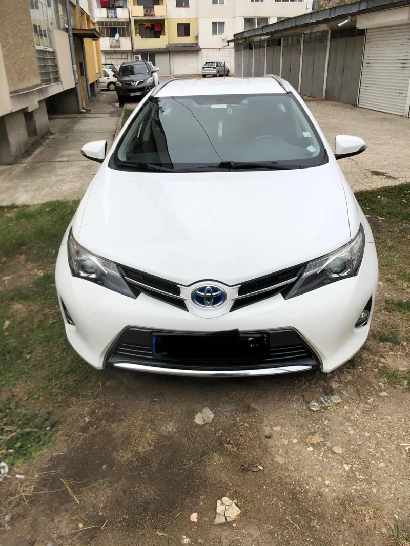 Toyota Auris, снимка 1 - Автомобили и джипове - 47453170