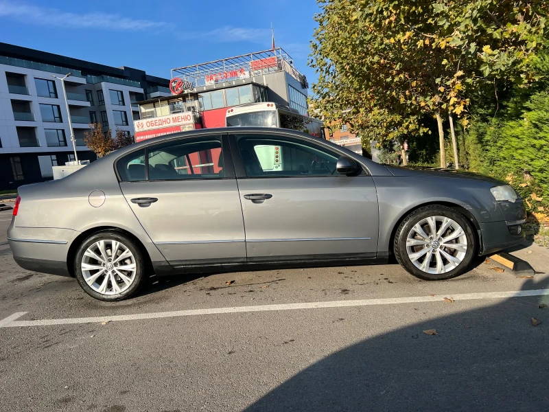 VW Passat, снимка 5 - Автомобили и джипове - 47908499