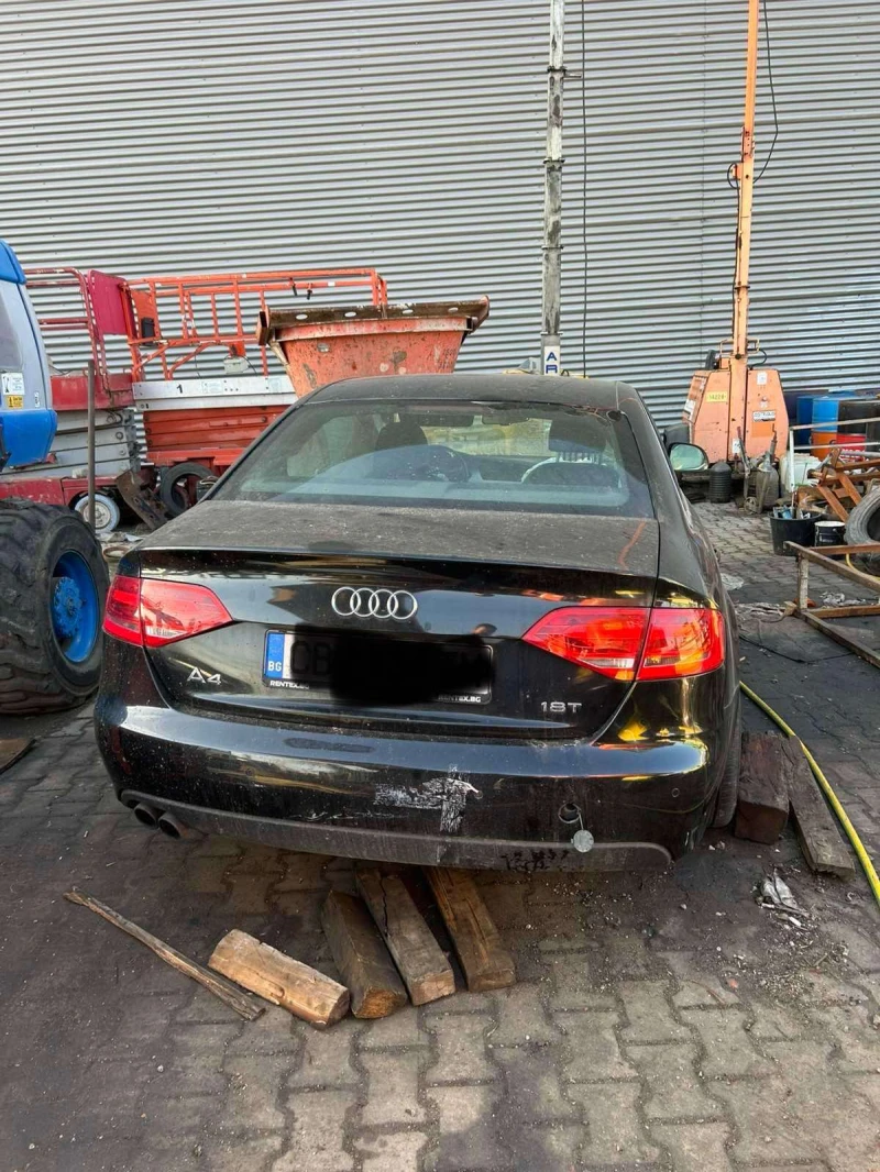 Audi A4 1.8TFSI, снимка 2 - Автомобили и джипове - 48851886