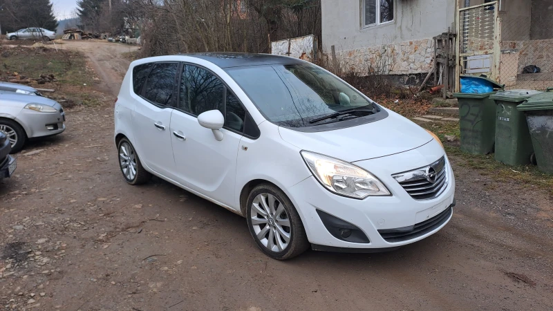 Opel Meriva 1.4Turbo120cv Cosmo Panorama .Euro5B, снимка 4 - Автомобили и джипове - 49172458