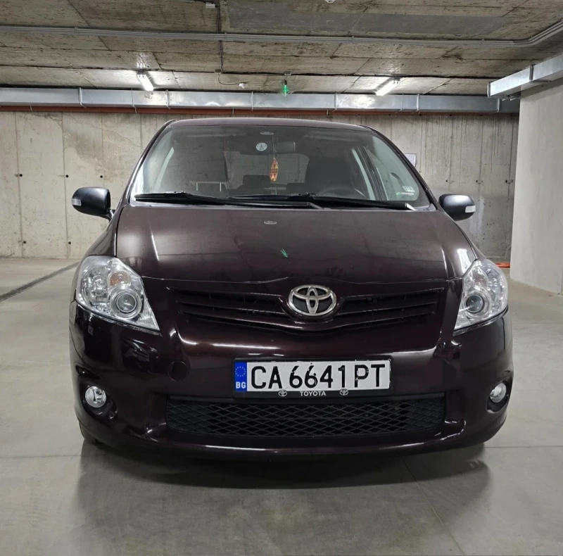 Toyota Auris, снимка 1 - Автомобили и джипове - 48930207