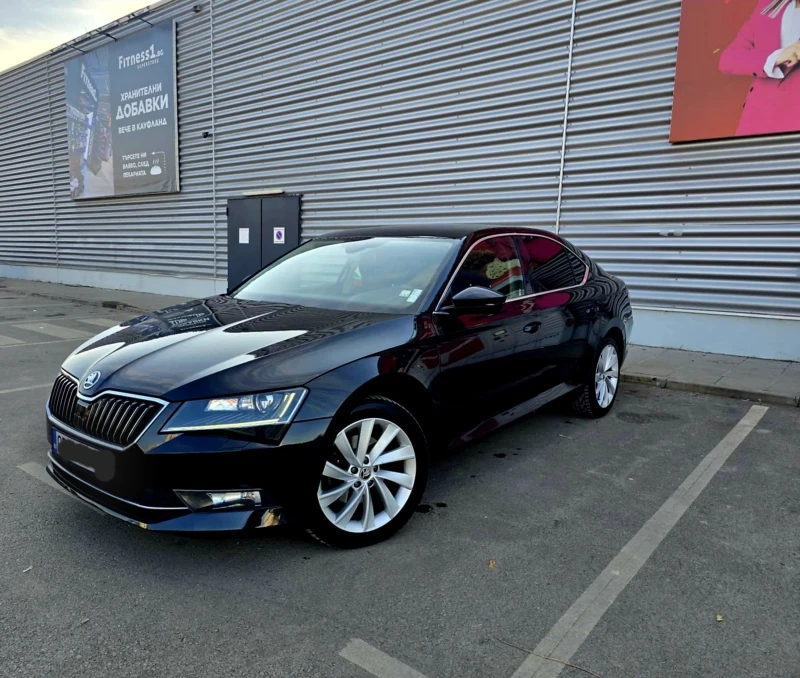 Skoda Superb 2.0 TDI, снимка 1 - Автомобили и джипове - 49066510