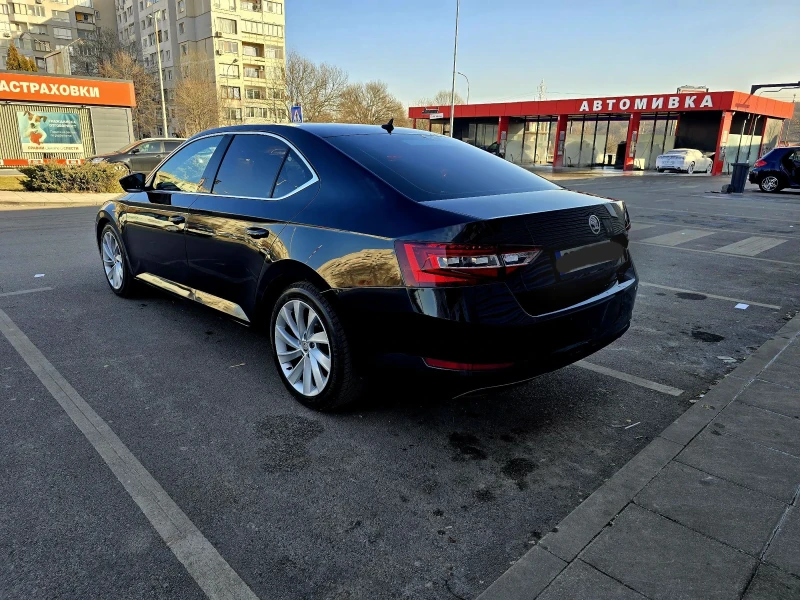 Skoda Superb 2.0 TDI, снимка 5 - Автомобили и джипове - 49066510