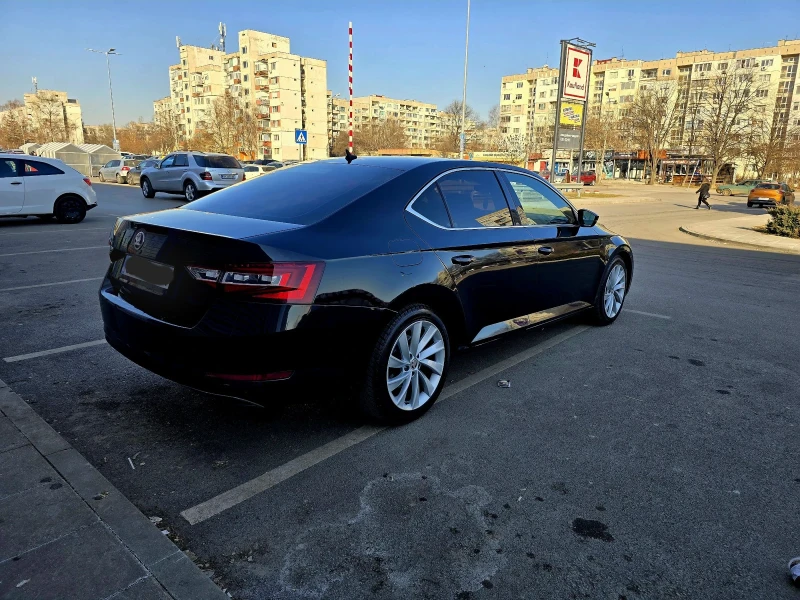 Skoda Superb 2.0 TDI, снимка 6 - Автомобили и джипове - 49066510