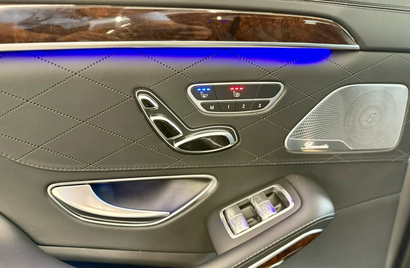 Mercedes-Benz S 560 4 matic* TV* Обдух* Подгрев* Панорама* Лизинг, снимка 14 - Автомобили и джипове - 51203103