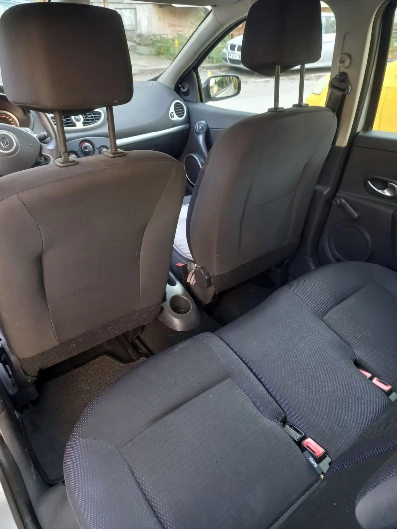 Renault Clio 1.6, снимка 7 - Автомобили и джипове - 52627958