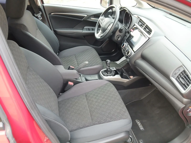 Honda Jazz 1.3, снимка 9 - Автомобили и джипове - 52727437