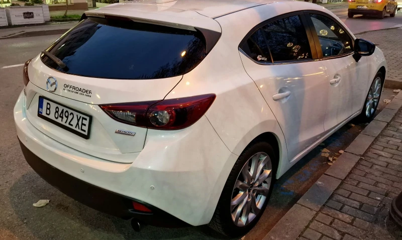 Mazda 3 2.2d revolution, снимка 8 - Автомобили и джипове - 52796145