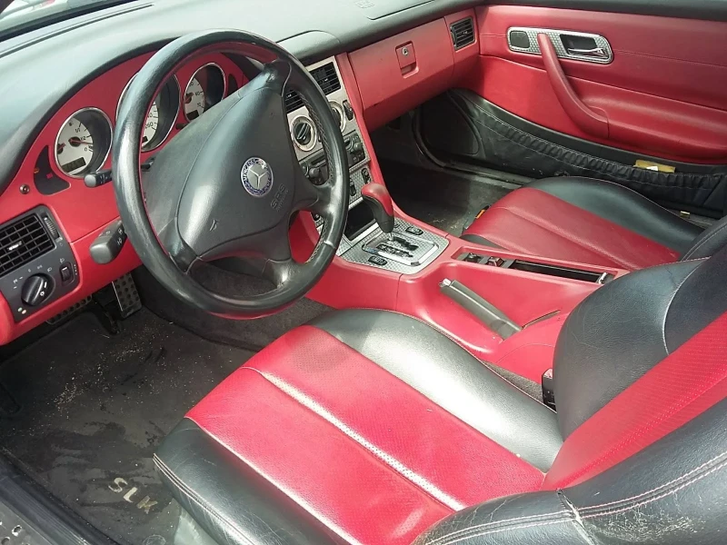 Mercedes-Benz SLK 2.0 Kompressor, снимка 3 - Автомобили и джипове - 53090970