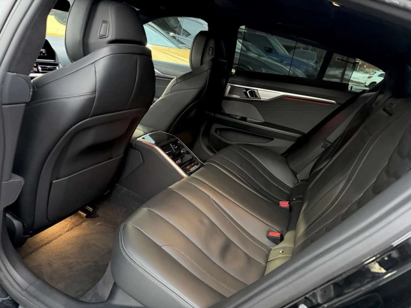 BMW 850 * CARFAX * БЕЗ ПЪРВОНАЧАЛНА ВНОСКА, снимка 12 - Автомобили и джипове - 53102737