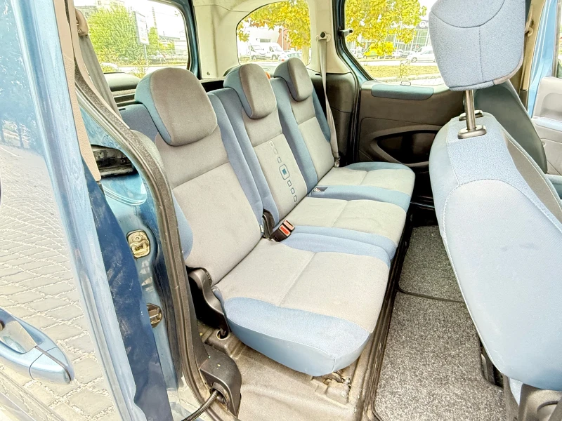 Citroen Berlingo 1.6 HDI , снимка 9 - Автомобили и джипове - 53131664